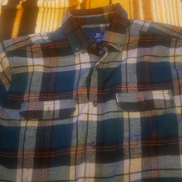 Mens George Button Shirt. Size Medium. - Picture 10 of 10